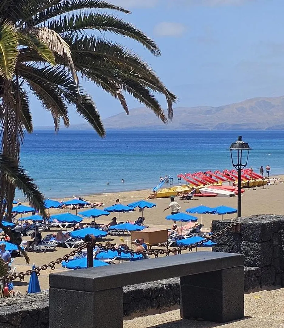 Apartamento Sun&Sea - 30 M From The Beach Puerto del Carmen  0*, Puerto del Carmen (Lanzarote)
